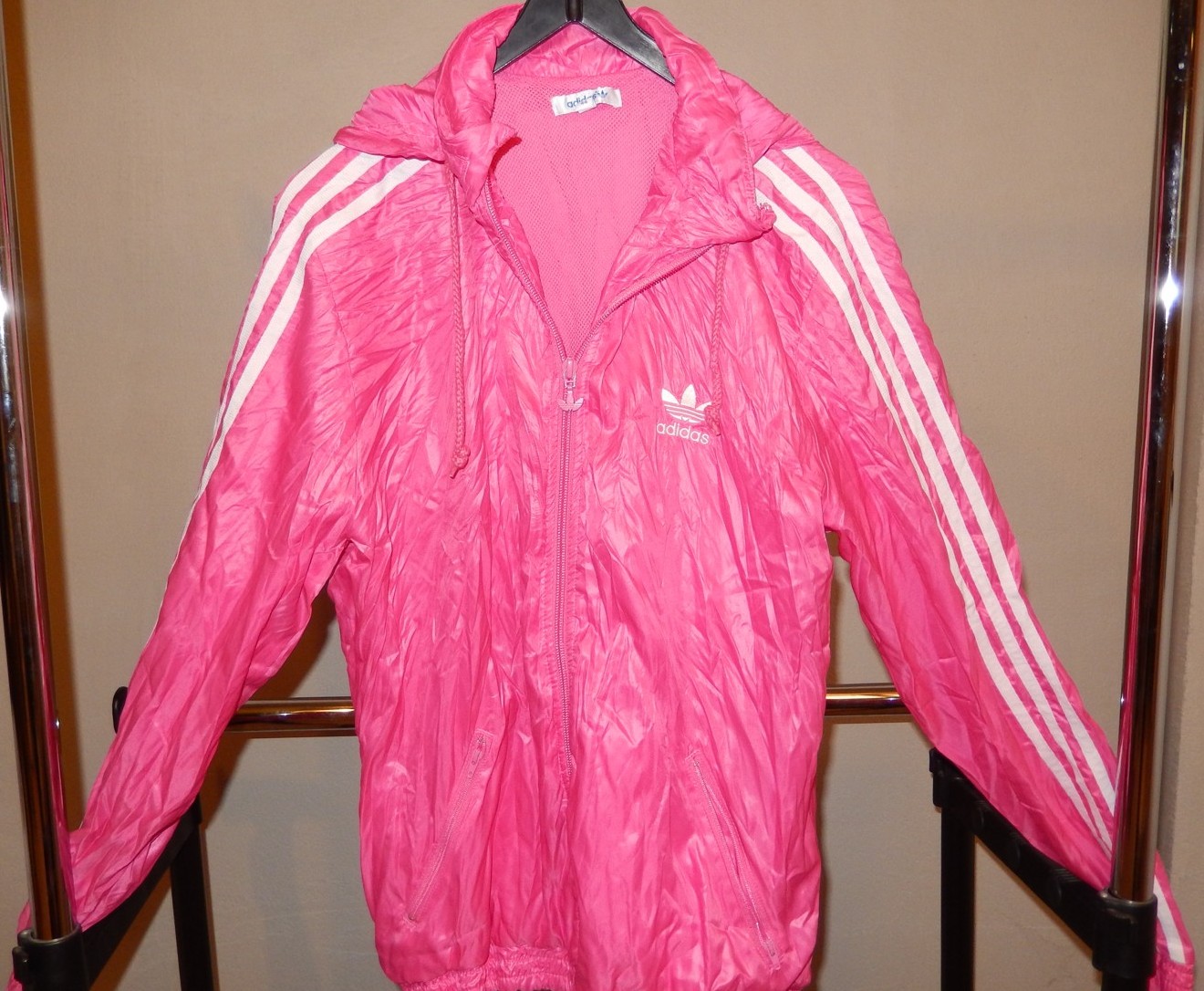 Adidas WB CR pink/white. 3 years old. was too hot in the dryer ;(