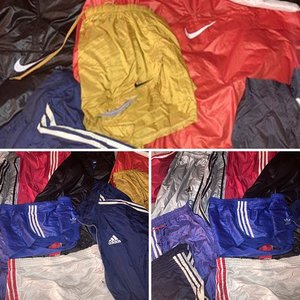 Shiny guy looking to chat