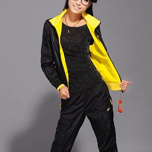 2010-ni-ke-women-leisure-sports-wear-tracksuits-32555.jpg