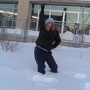 180285 1852155825739 1296060051 32231688 1897437 N