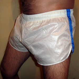 Parachute nylon shorts