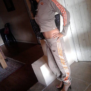 1529565 100115041633 9850c6n 20