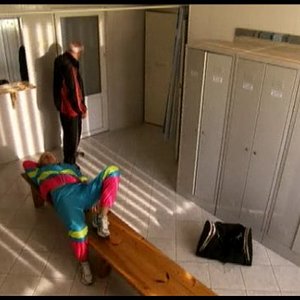 Девушки в спортивных костюмах