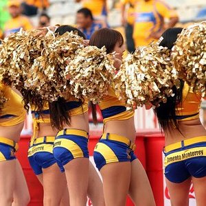 mexican soccer cheerleaders 9