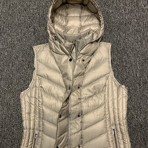 Hooded down vest