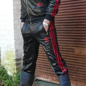 Chile pants and boots 6