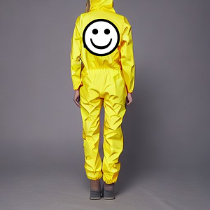 AI suit yellow smiley face.png