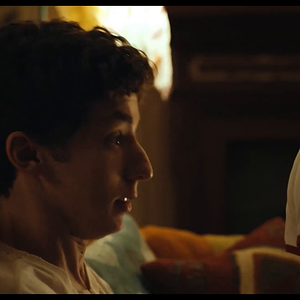 No Hard Feelings (2023) trailer- Jennifer Lawerence in white shorts.mp4