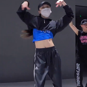 01e416b37bb6633b0103770386f8c04d6d_4610.mp4video.mp4