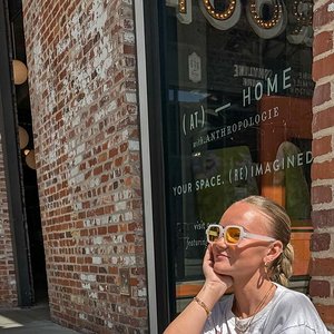 sarah 🦋 on Instagram: "when the fit isn’t fitted >"