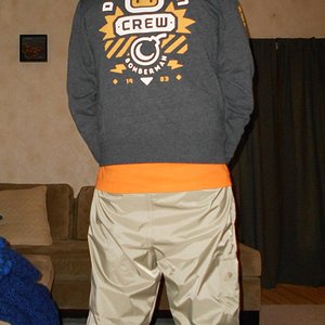 Helly Hansen Khaki Nylon Pants 1