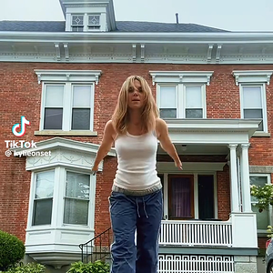 v12044gd0000d2ednl7og65skrt0fq0g.mp4