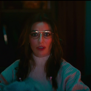 Foxy woman dancing gold silver metallic spandex suits showing full wedgie and huge camel toe!