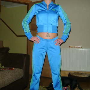 !BmkdDuw!2k~$(KGrHqUH CsEtr30UFklBLgE,,c)Yw~~ 12