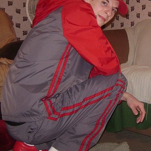 Converse track suit- Gray with red