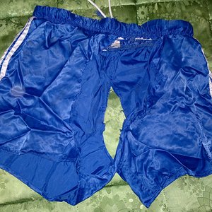 Blaue Adidas shorts Satin Von Mir Behandlung Teil1 RIPPING 4