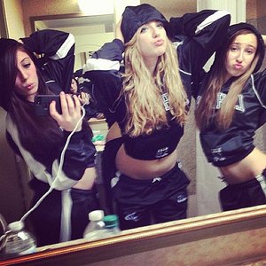 9d921b4483a911e2a1e322000a9e0853 7