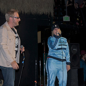 2541632725 6abf1bf214 Z