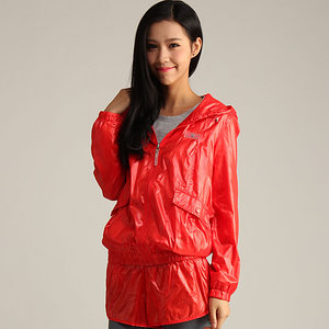 Windbreaker & shorts