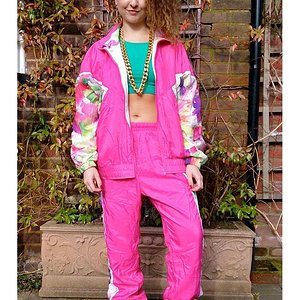 55f13472 8d42 45f1 9bdc 2376eae31102 huge