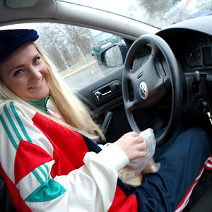 304966 7 1335469034395