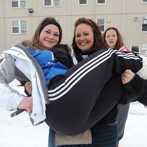 556325 4964313787760 1102386006 N