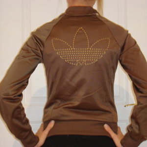 !BfYs)l!CGk~$(KGrHqYH CQEri VbhCbBLBED8s lg~~ 12