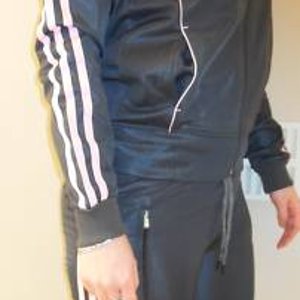 !BsywK)gCWk~$(KGrHqIH DYEvCizzQIpBL5Yw,b3rQ~~ 1