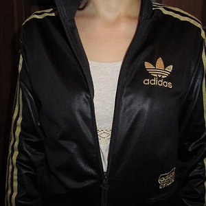 $(KGrHqIOKi4E1cevEDJzBNfSRvSF)g~~ 12