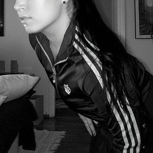 survet 2 musta 312 Big