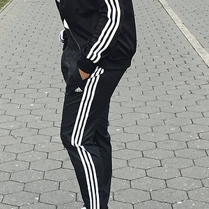 Kelas-Kloset-Zappos-Style-adidas-track-suit-13.jpg