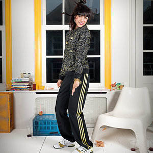 3706246269 b48043f047 B