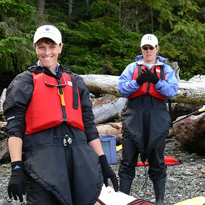 212671570 b02ba17156 B