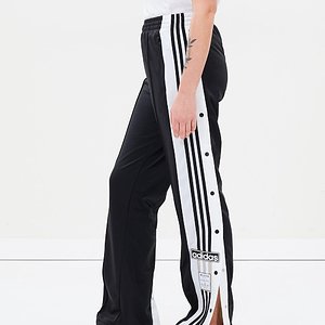 http _static.theiconic.com.au_p_adidas-originals-7281-323456-1.jpg