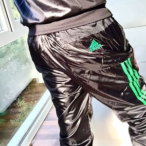 I want to f.u.c.k. in this suit badly