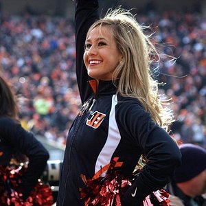 tempBen-Gal-Cheerleaders-PITatCIN-029--nfl_mezz_1280_1024.jpg