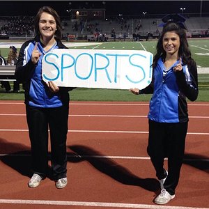 CAEK-_8UQAAVzHX.jpg large.jpg