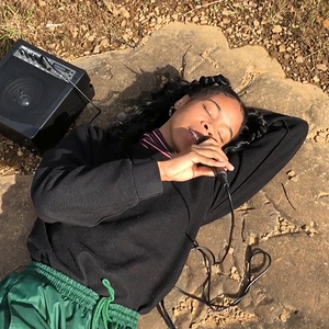 Very shiny Trackie.mp4