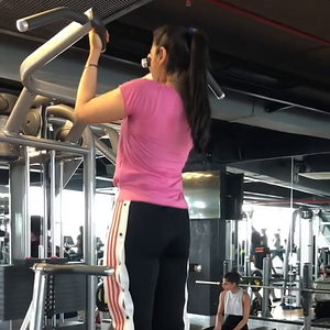 51198459_765688340472125_2884406130828640256_n.mp4