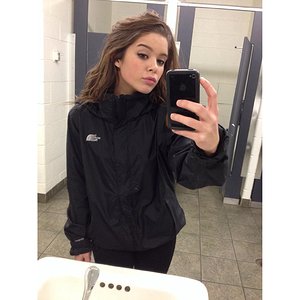 B5u3-1CIYAEu6Eo.jpg large.jpg