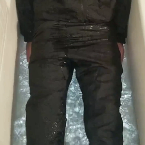 80s shellsuit in the tub