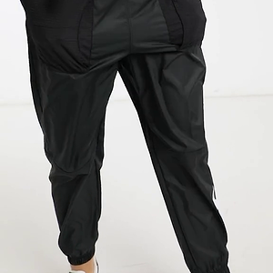 9abe8d1f-e585-4b41-8f4b-725e01d29f48.mp4