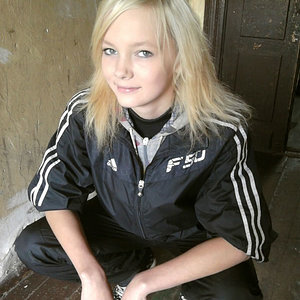 adidas-nylon-tracksuit-girl.jpg