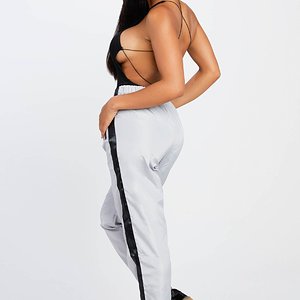 00055_HBSILVERPANTSRESHOOTBODYSUIT_227_1200x.jpg