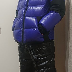 Moncler_Grenoble_GOLLINGER_Jacket_and_Moncler_Genius_2_1952_Quilted_Down_Pants2.JPG