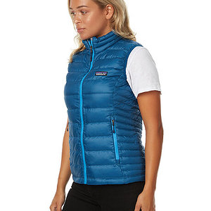 Blue Patagonia Big Sur gilet girl