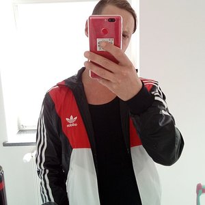 1c2ba22b19a5db21fb7e99d80984aebf