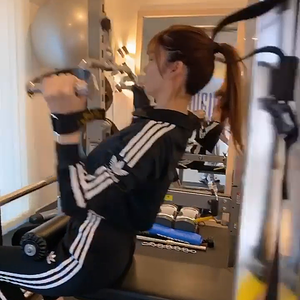 5AFBAB3C-ADF9-49FC-81BB-2A49C3E89705.mov