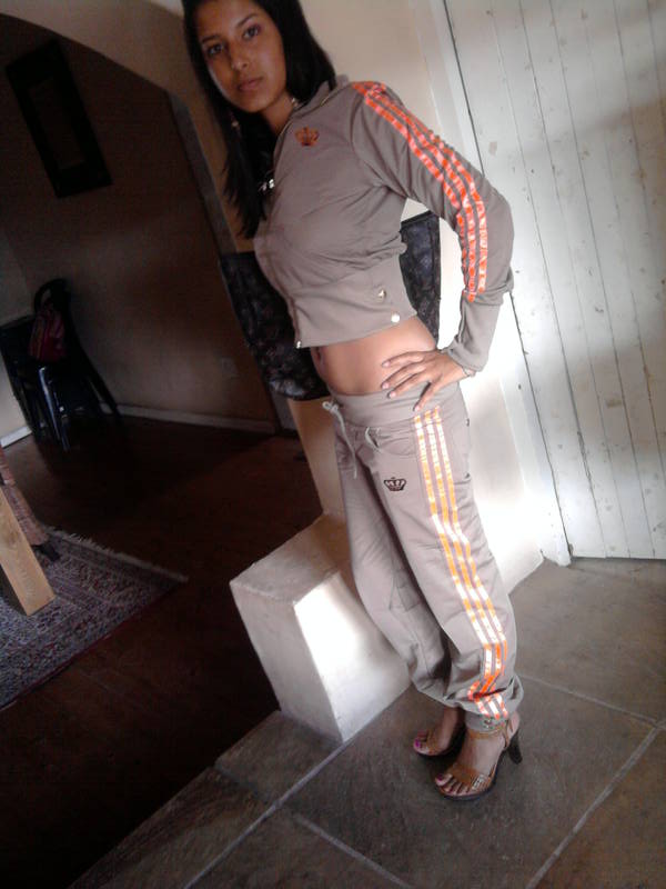 1529565 100115041633 9850c6n 20