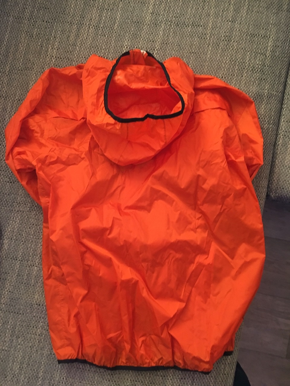 15298FDC-4060-46F0-B145-0FCD3E4968B2